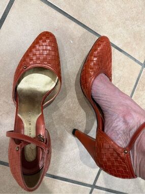 ANTONIO MELANI Woven Slingback Heels in burnt Orange